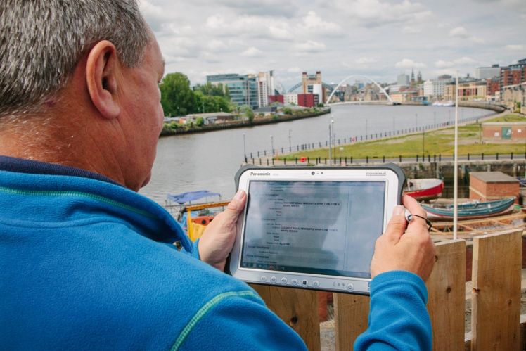 Panasonic Toughpad FZ-G1