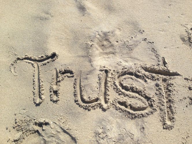 Trust - Pixabay -  CC0 Public Domain